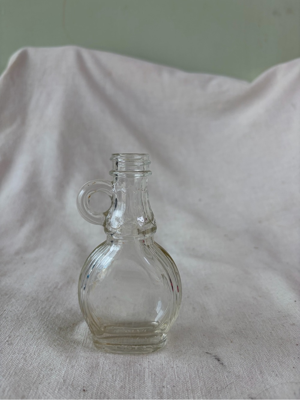 Clear Glass Cruet Bottle with Loop Handle